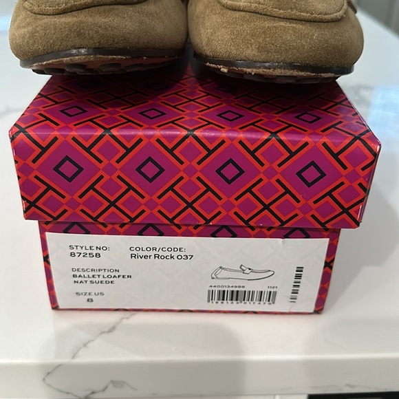 Tory Burch suede ballet loafers size 8 in the color “river rock”. Barely worn. - Picture 2 of 9